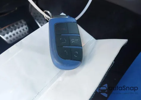 2020 Dodge Challenger R/T из США, поврежденный, VIN 2C3CDZBT3LH242167